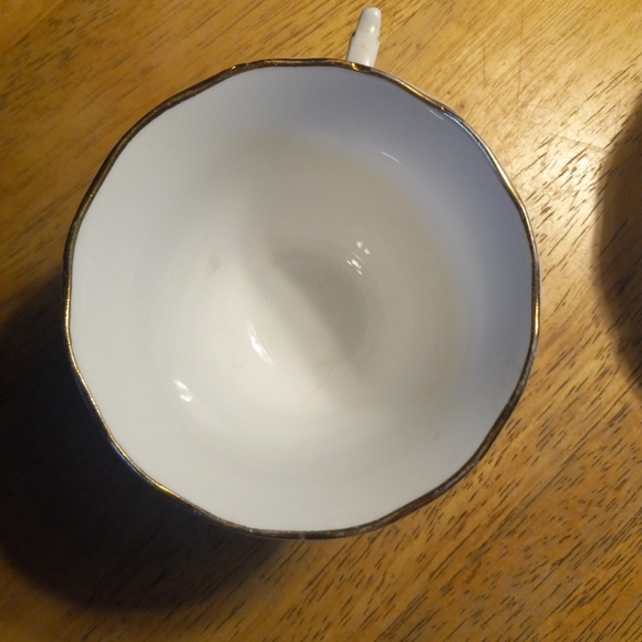 BONE CHINA TEA CUP N SAUCER - Picture 3 of 11